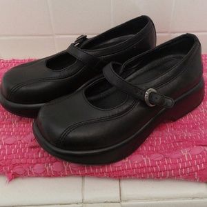Black Mary Jane dansko